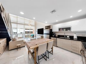 253 NE 2nd St 427, Miami FL 33132