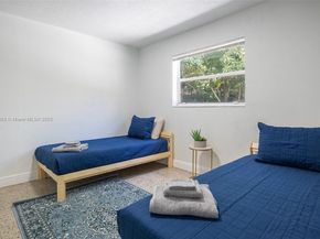 605 SW 14th Ter, Fort Lauderdale FL 33312