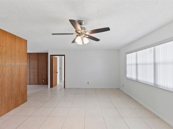 8310 SW 26th Pl, Davie FL 33328