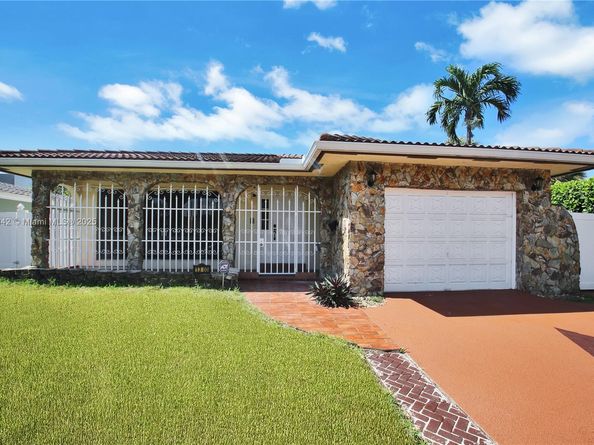 1300 SW 32nd St, Fort Lauderdale FL 33315