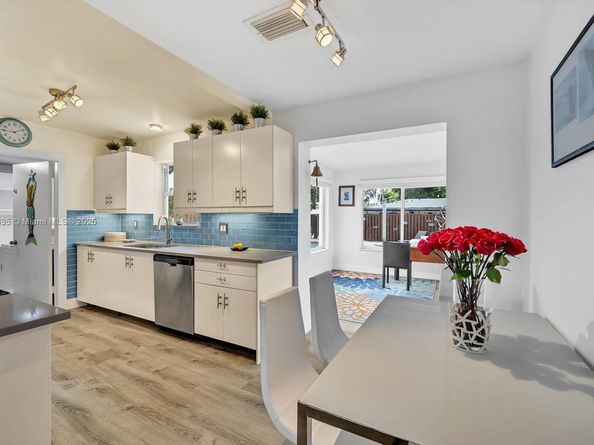 515 S 58th Ter, Hollywood FL 33023