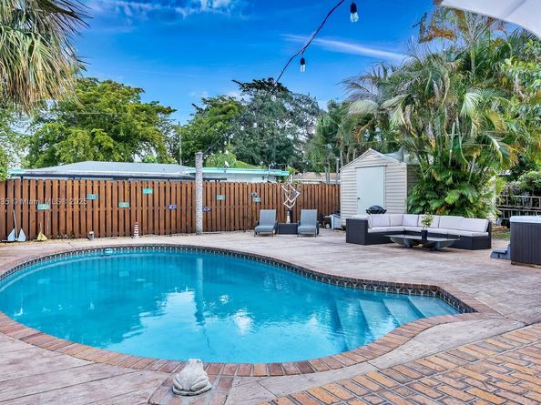 515 S 58th Ter, Hollywood FL 33023