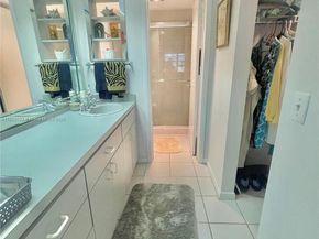 2309 S Cypress Bend Dr 311D, Pompano Beach FL 33069