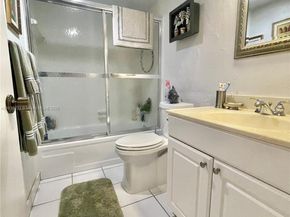 2309 S Cypress Bend Dr 311D, Pompano Beach FL 33069