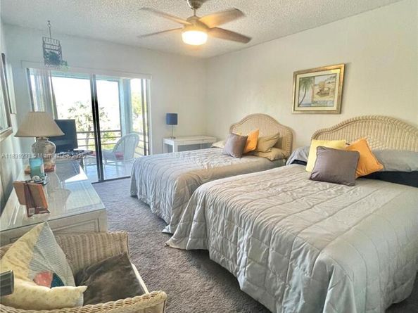 2309 S Cypress Bend Dr 311D, Pompano Beach FL 33069