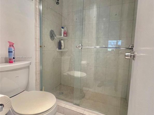 2309 S Cypress Bend Dr 311D, Pompano Beach FL 33069