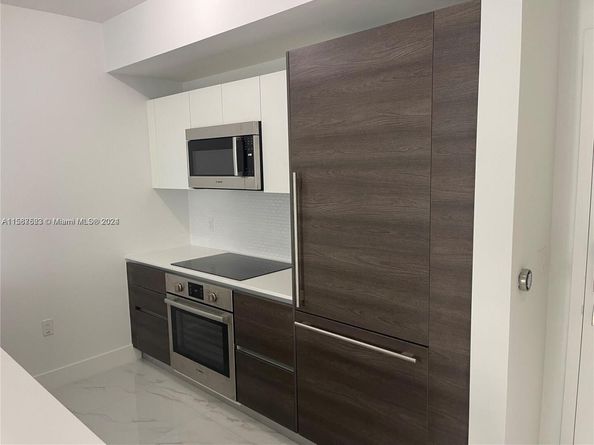 301 Altara Ave 608, Coral Gables FL 33146