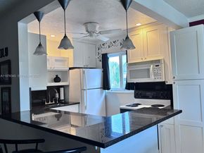 118 Northampton F 118, West Palm Beach FL 33417