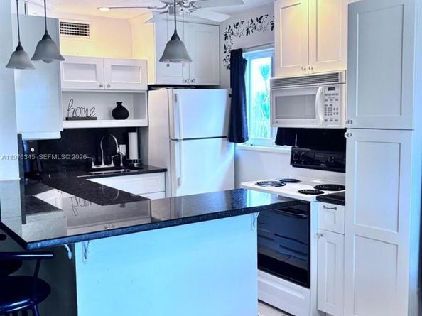 118 Northampton F 118, West Palm Beach FL 33417