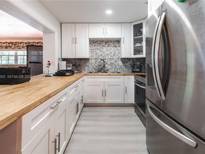 3125 NW 205th St, Miami Gardens FL 33056