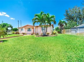 3125 NW 205th St, Miami Gardens FL 33056