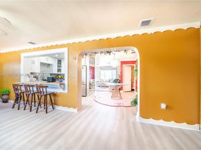 3125 NW 205th St, Miami Gardens FL 33056