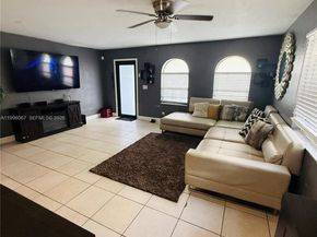 2920 NW 8th St, Fort Lauderdale FL 33311