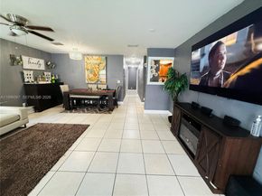 2920 NW 8th St, Fort Lauderdale FL 33311