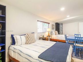 1243 NW 3rd Ave, Fort Lauderdale FL 33311