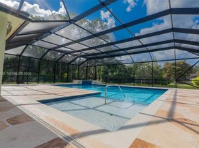 6077 NW 71st Ter, Parkland FL 33067