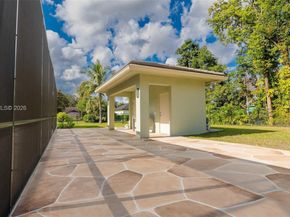 6077 NW 71st Ter, Parkland FL 33067