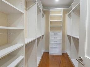 6077 NW 71st Ter, Parkland FL 33067