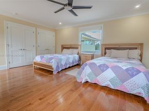 6077 NW 71st Ter, Parkland FL 33067