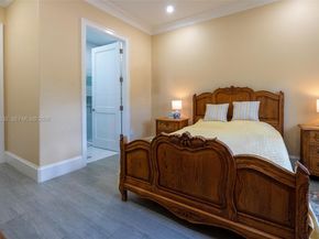 6077 NW 71st Ter, Parkland FL 33067