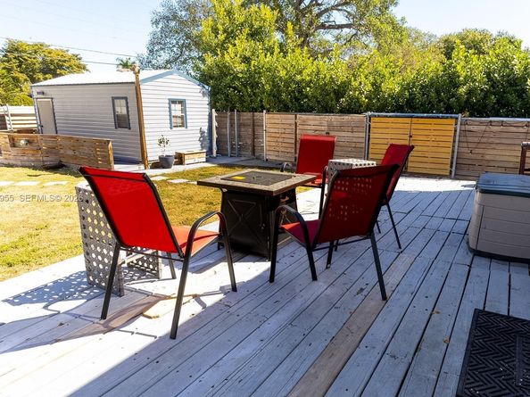 1629 Arthur St, Hollywood FL 33020