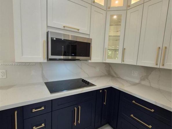 2176 NW 184th Way, Pembroke Pines FL 33029