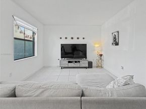 14800 SW 183rd Ter, Miami FL 33187