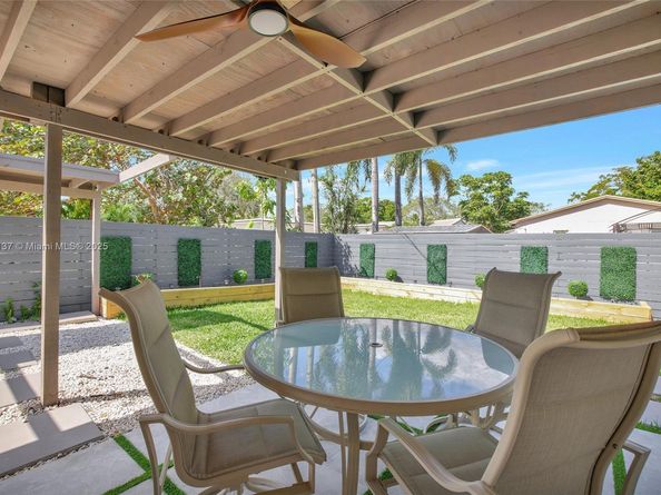 1001 SW 19th St, Fort Lauderdale FL 33315