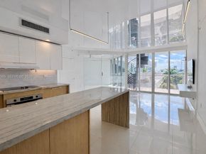 2155 Washington Ct 606, Miami Beach FL 33139