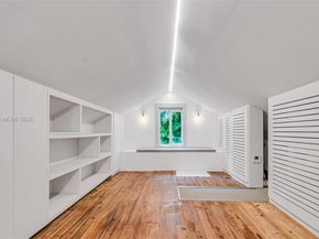 85 NE 46th St, Miami FL 33137