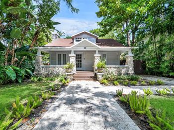 85 NE 46th St
