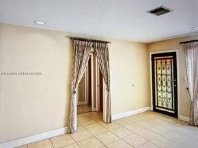 6385 SW 25th St, Miami FL 33155