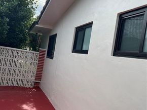 6385 SW 25th St, Miami FL 33155
