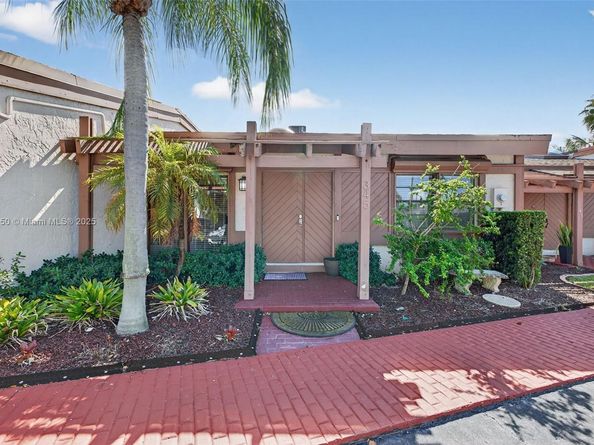 345 Leslie Dr, Hallandale Beach FL 33009