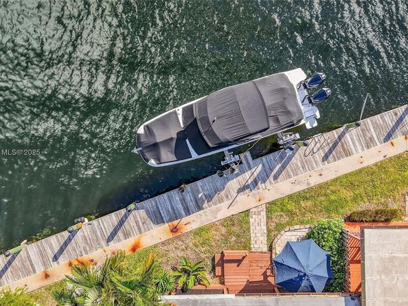 345 Leslie Dr, Hallandale Beach FL 33009