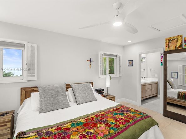 6809 Mentone St, Coral Gables FL 33146