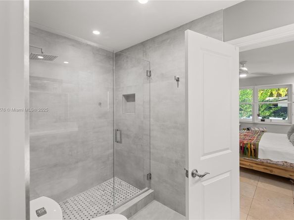 6809 Mentone St, Coral Gables FL 33146