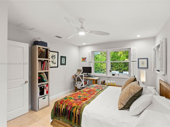 6809 Mentone St, Coral Gables FL 33146