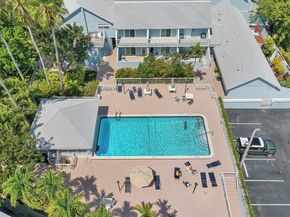 798 Crandon Blvd 16C, Key Biscayne FL 33149