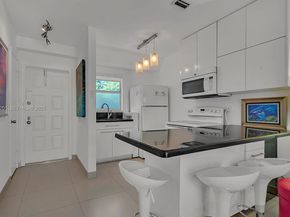 798 Crandon Blvd 16C, Key Biscayne FL 33149