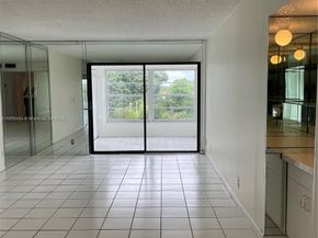 9235 SW 8th St 406, Boca Raton FL 33428