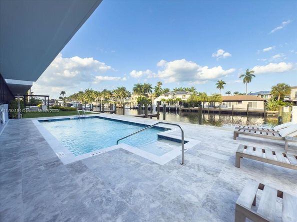 160 Isle Of Venice Dr. 403, Fort Lauderdale FL 33301