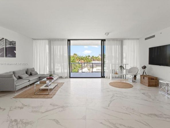 160 Isle Of Venice Dr. 403, Fort Lauderdale FL 33301