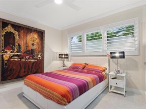 6830 Winged Foot Dr, Hialeah FL 33015