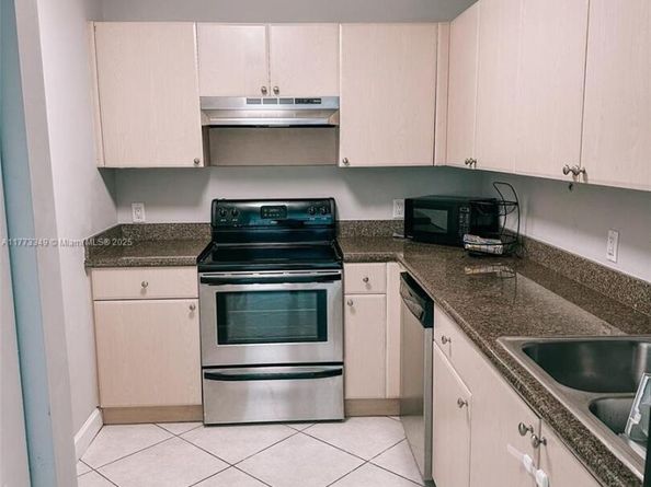 2280 SW 32nd Ave 510, Miami FL 33145