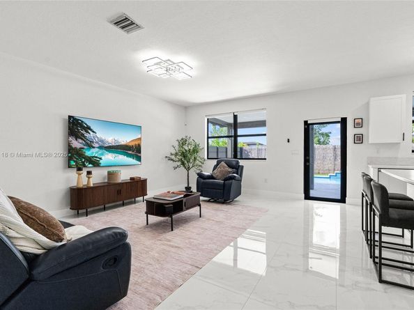 22676 SW 131st Pl, Miami FL 33170