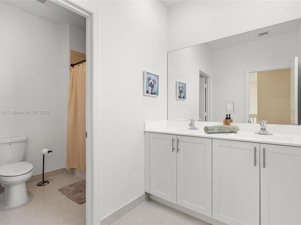 22676 SW 131st Pl, Miami FL 33170