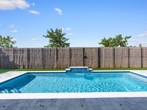 22676 SW 131st Pl, Miami FL 33170