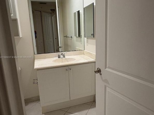 2900 NW 125th Ave 3210, Sunrise FL 33323