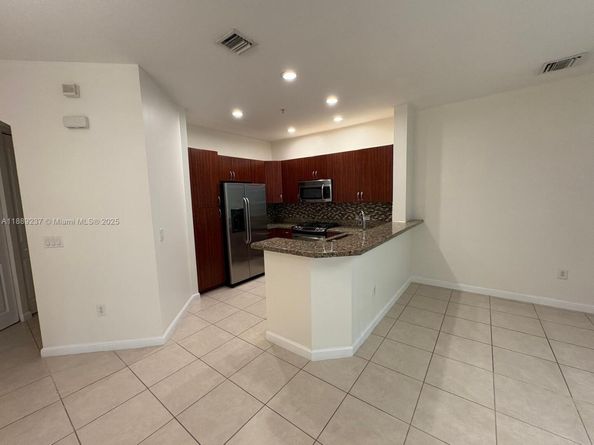 2900 NW 125th Ave 3210, Sunrise FL 33323
